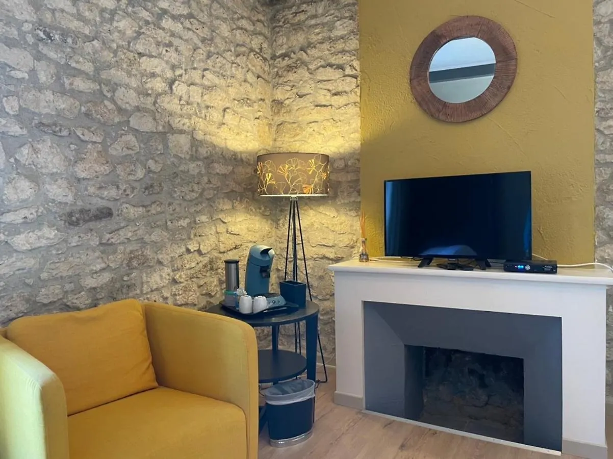 **** Couette-café B&B Culinaire La Mouline Belveze France