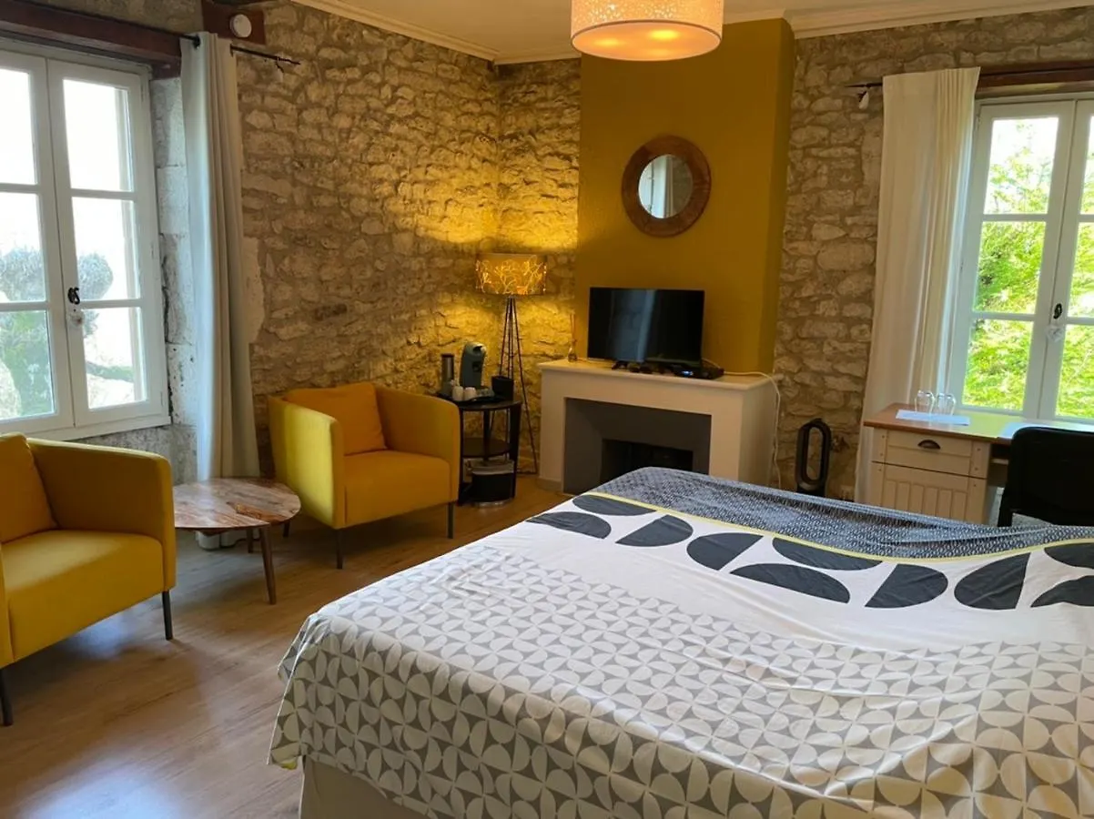 B&B Culinaire La Mouline Belveze Couette-café