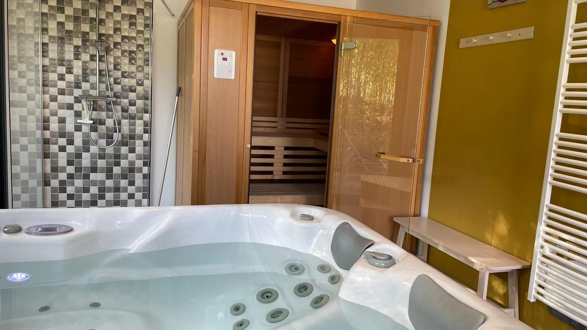 B&B Culinaire La Mouline Belveze